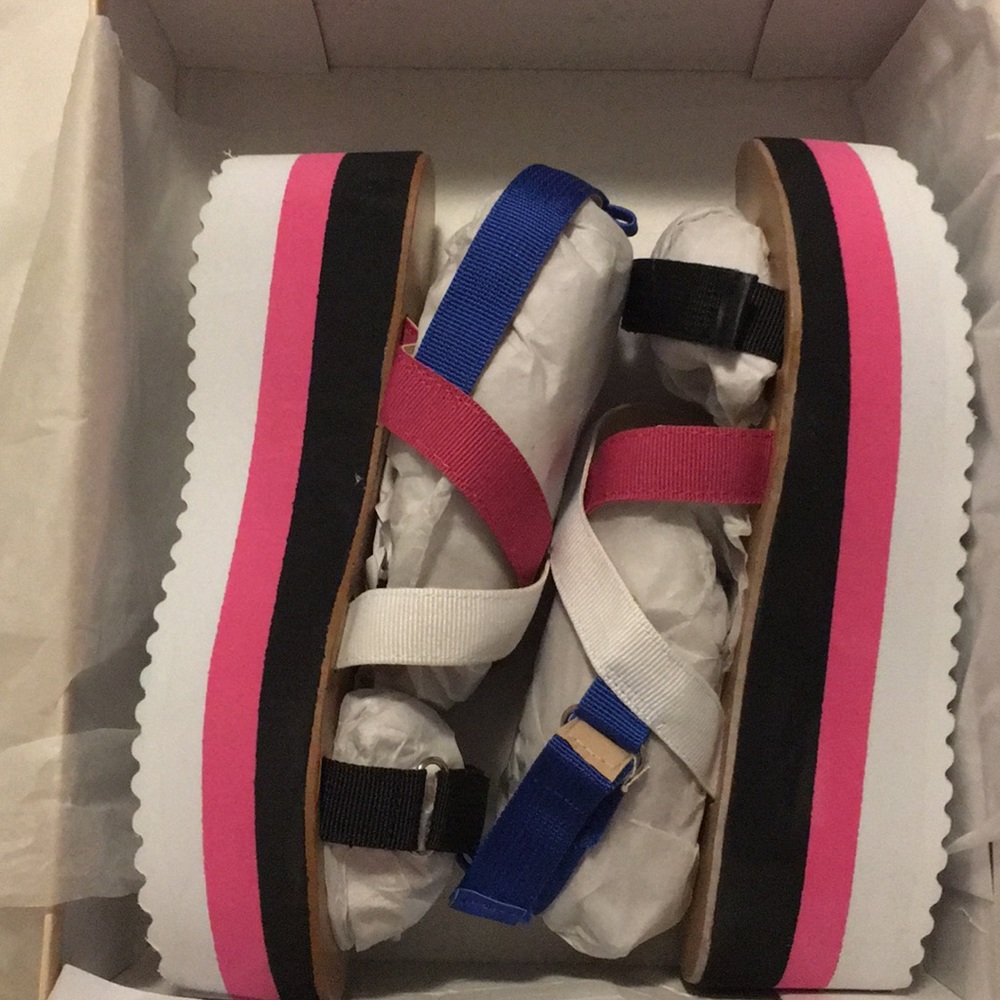 Women’s Sandals